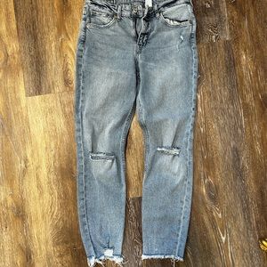H&M Ladies Jeans - Girlfriend Fit - Size 6